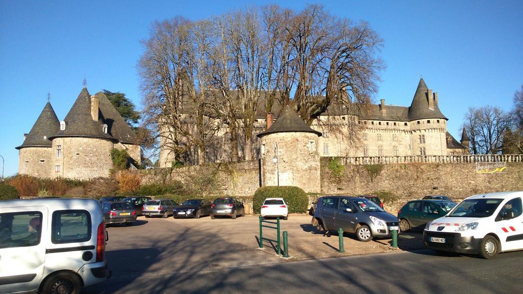 Auberge De La Marquise Arnac-Pompadour Exterior foto